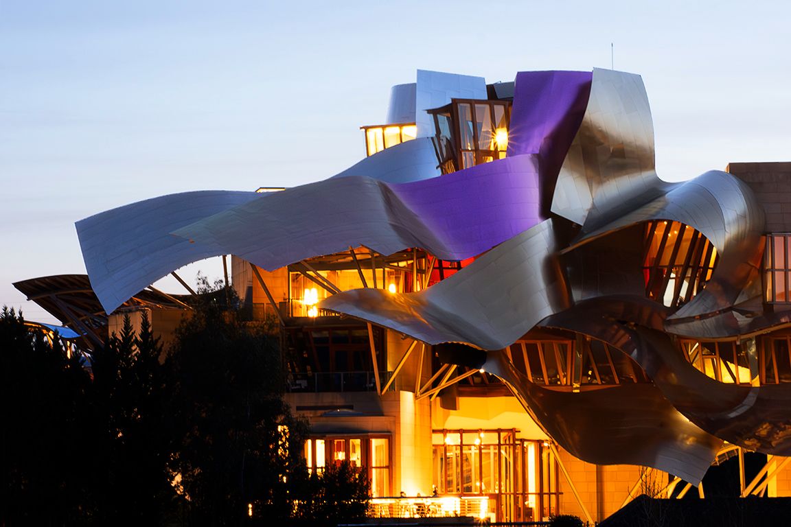 Bodega de Marqués de Riscal en El Ciego